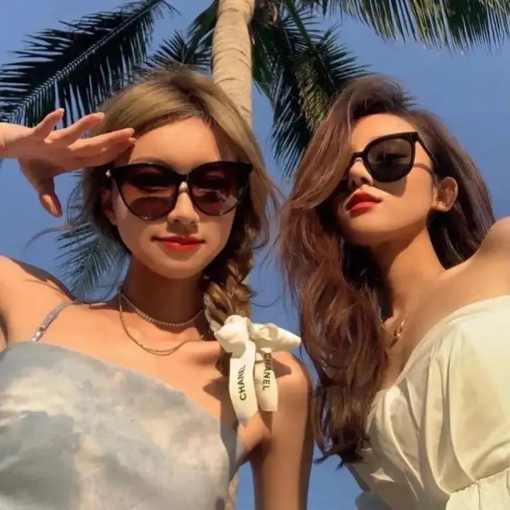 真假王爷 海报